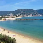 Au Lavandou Avec Terrasse Et Vue - Fr-1-251-237 *