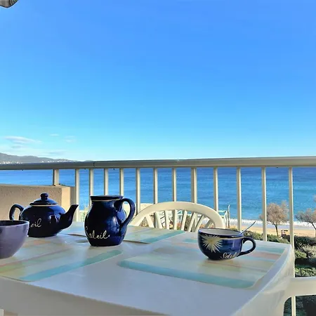 Lägenhet Au Lavandou Avec Terrasse Et Vue - Fr-1-251-237