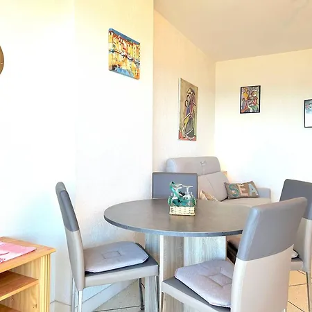 Au Lavandou Avec Terrasse Et Vue - Fr-1-251-237